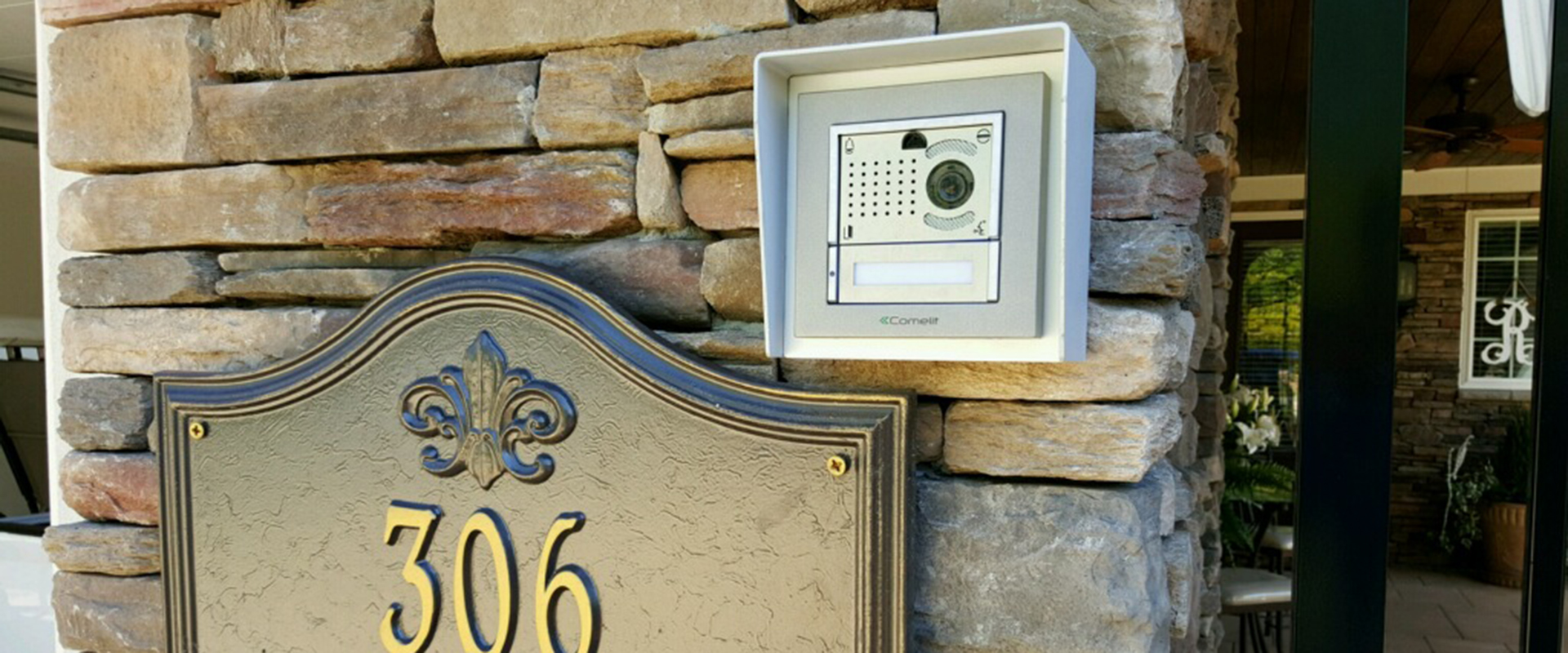 <small>Modern + Attractive</small>SECURITY SYSTEMS